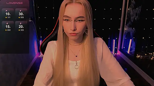 GoddessBambi online show from May 11, 9:22 am