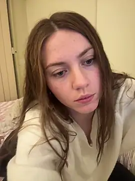 daisycollins online show from June 2, 10:49 am