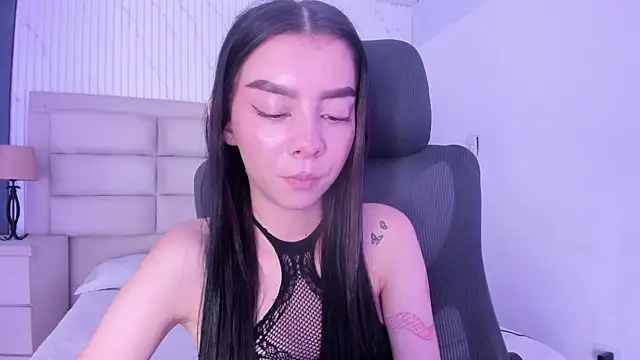 MelCherry online show from June 20, 5:33 am