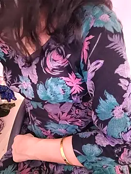 zoya baby  online show from May 18, 7:03 am