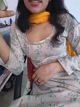 zoya baby  online show from June 5, 3:43 am