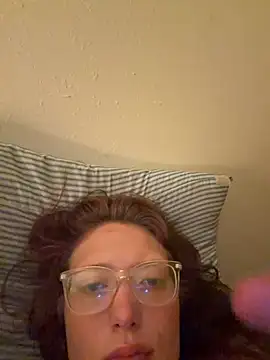 Thicklani0205 online show from June 3, 9:54 am