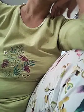 amira567 online show from June 6, 10:43 am