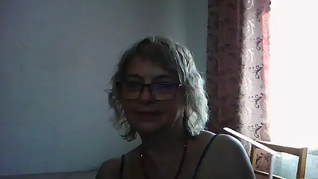 ElizabethGorden online show from July 29, 6:57 am