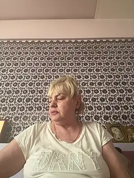 AnastasiaGrey777 online show from June 28, 2:01 pm