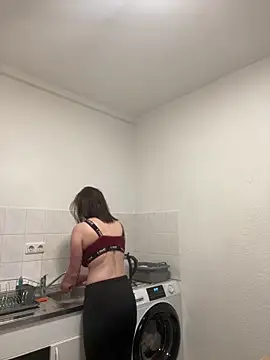 LindaLee90 online show from June 13, 3:53 pm