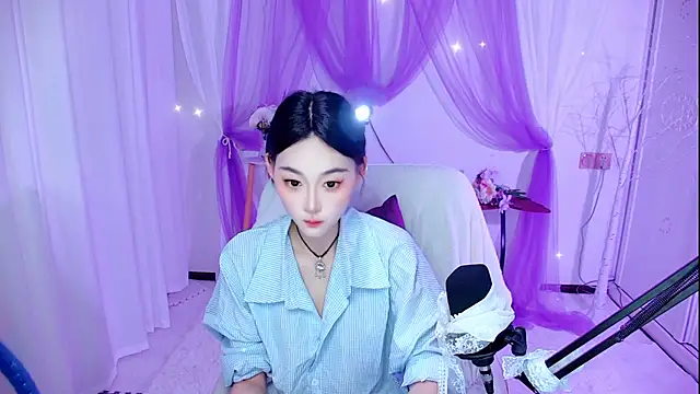 Tili Lucky online show from August 2, 1:30 am
