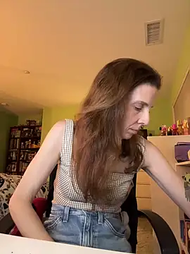 Raevyn online show from June 20, 3:43 am