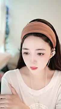 singer-wenwan online show from June 13, 11:18 am