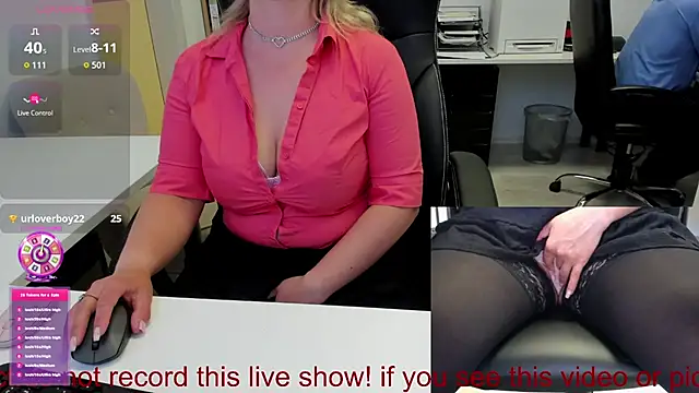 squirt milf viktoria online show from June 16, 10:38 am