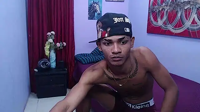 black twinks online show from May 21, 4:54 am