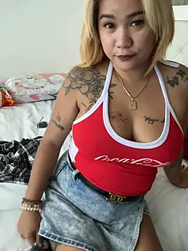 queenmia  ph online show from June 16, 8:59 am