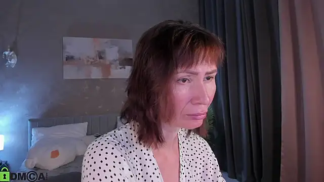 gracekellyyy online show from May 14, 8:53 am