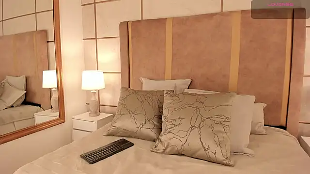 dionneventuri online show from July 24, 3:37 am