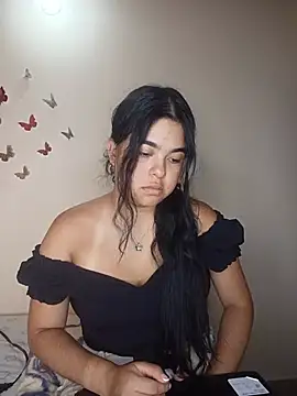 MiiaHott W online show from July 4, 2:57 pm