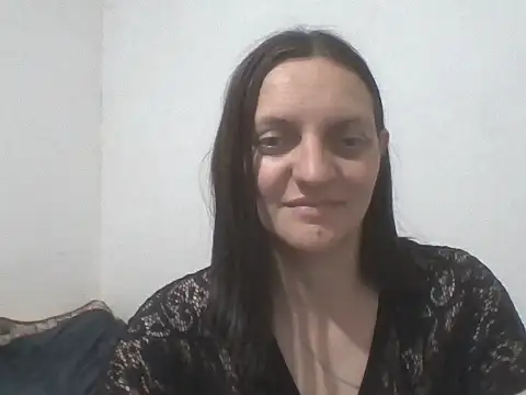Kimmy Webb online show from May 15, 7:05 pm