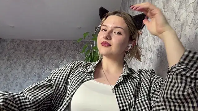MichelleLasin online show from May 14, 2:34 pm