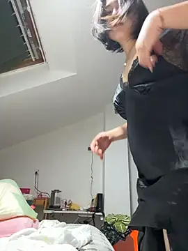 Iridessa- online show from July 13, 2:07 pm