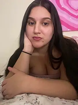 allyroseeee online show from June 4, 5:56 am