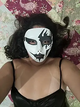 cherrybr01 online show from May 14, 3:23 am