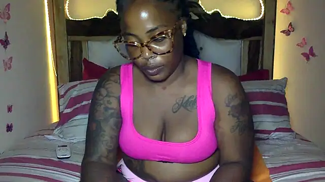 creamyamber online show from June 6, 1:34 am
