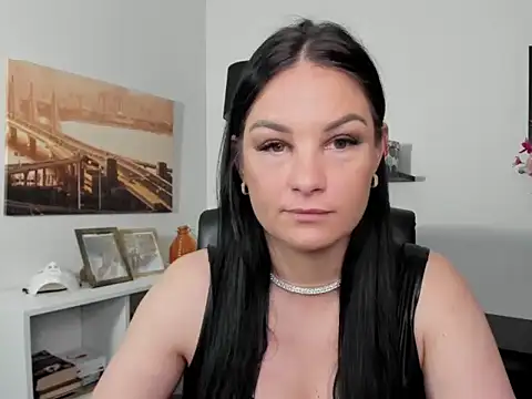 IvyMidnight online show from May 15, 5:44 am
