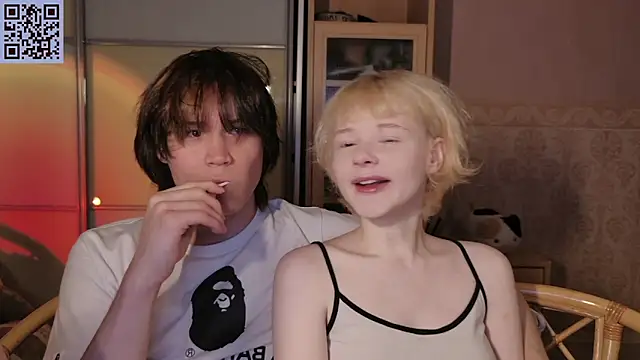 Misska kek online show from July 30, 7:59 pm