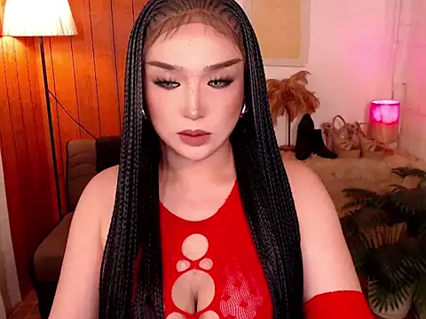 seductiveLEE online show from February 4, 6:00 pm