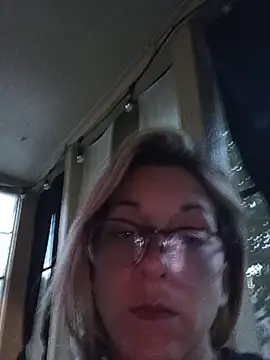 missbellastar online show from May 27, 1:27 am