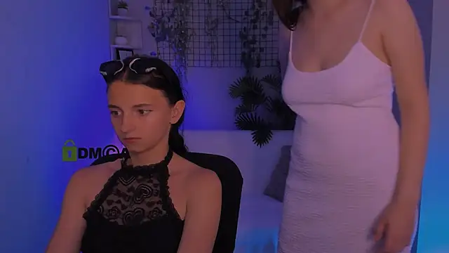 caroline honeyy online show from July 29, 10:54 pm