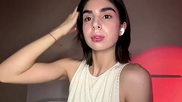 JessiaRuezga online show from May 15, 12:41 pm