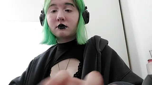 HunXena online show from May 15, 3:26 pm