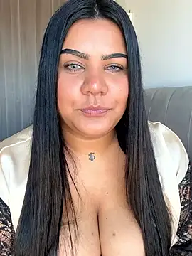 CharlotteFoxx3 online show from May 15, 6:21 pm