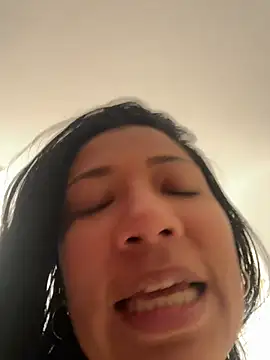 Dalia Oween online show from June 18, 6:24 pm