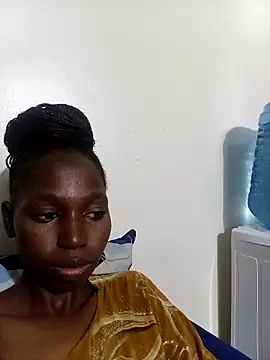 prettymaxy online show from May 16, 7:44 am