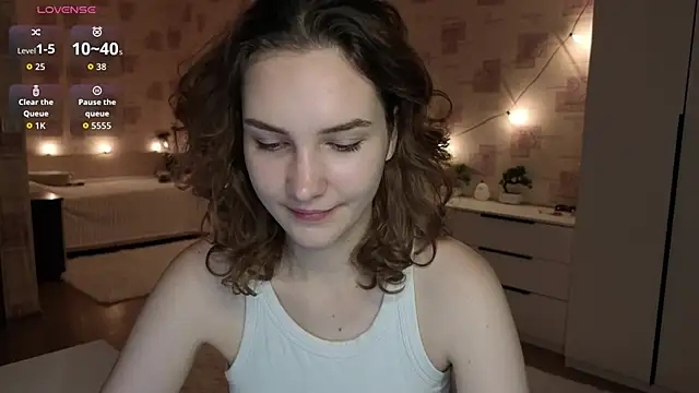 Megan swiftss online show from June 19, 7:28 pm