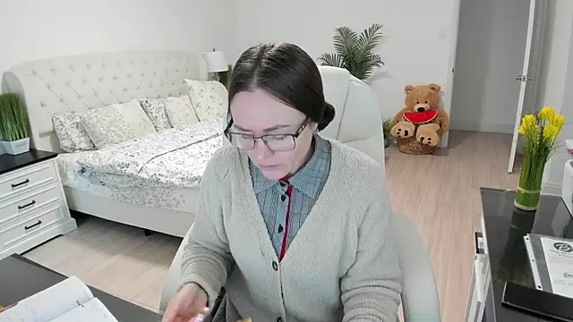 Vika73 online show from February 27, 2:06 pm