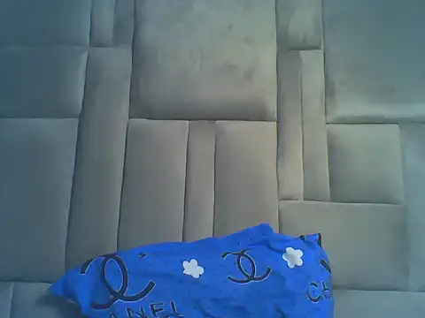 Cuteebony16 online show from June 15, 1:11 pm