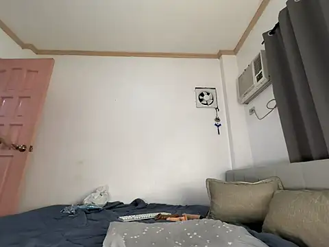 Lilithforger online show from April 7, 5:31 am