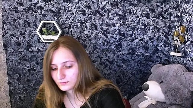Jenny smille  online show from May 30, 8:34 am