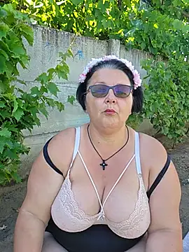Diana Diafan online show from June 17, 2:29 pm