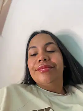 NoahJade online show from July 13, 11:11 am