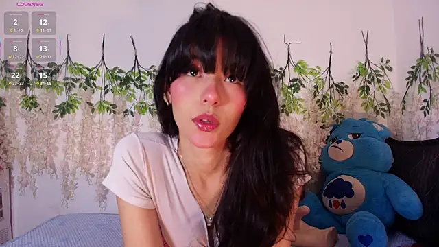 nathalya summer  online show from July 8, 8:44 pm