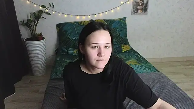 Tori cute online show from June 14, 2:35 am