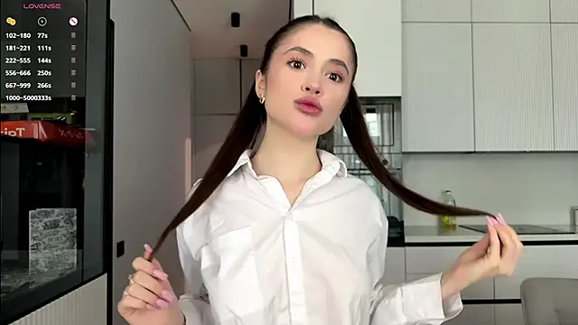 Silk Shadow online show from June 6, 12:11 pm