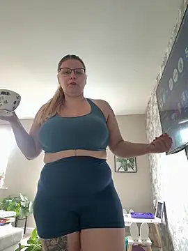 LucieLouBabe online show from June 18, 1:05 pm
