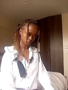 Dark chocolatepythia online show from August 6, 9:16 am