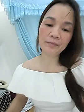 Lye lovely online show from July 5, 4:51 am