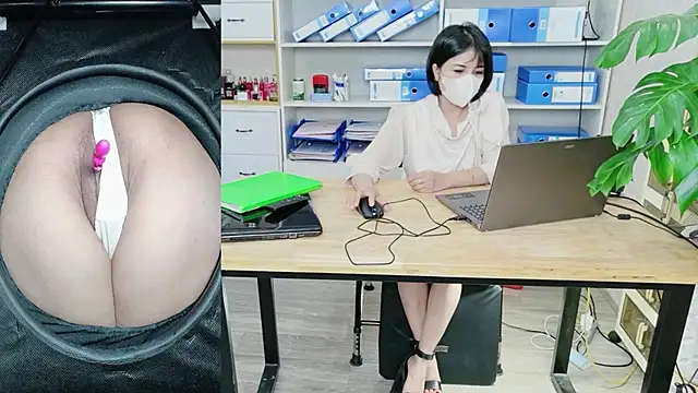 Julie-Rosee online show from June 16, 2:56 am