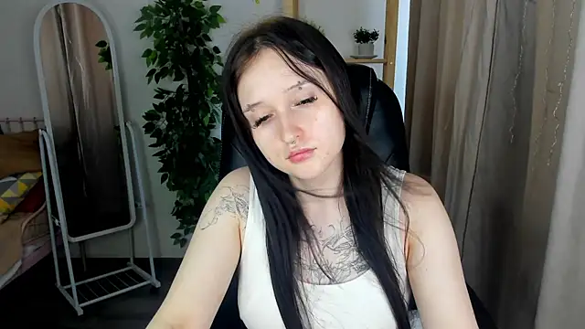 Emma-Blissa online show from July 2, 3:23 am